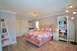 Photo 19- click for photo gallery